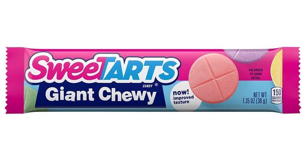 Giant Chewy SweeTARTS 42.5 g Snaxies Exotic Candy Montreal Quebec Canada