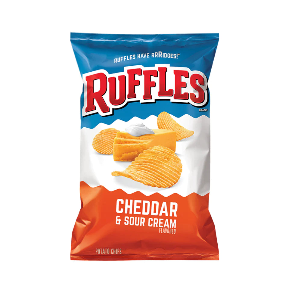 Ruffles Cheddar & Sour Cream Flavoured Chips 60.2 g Snaxies Exotic Chips Montreal